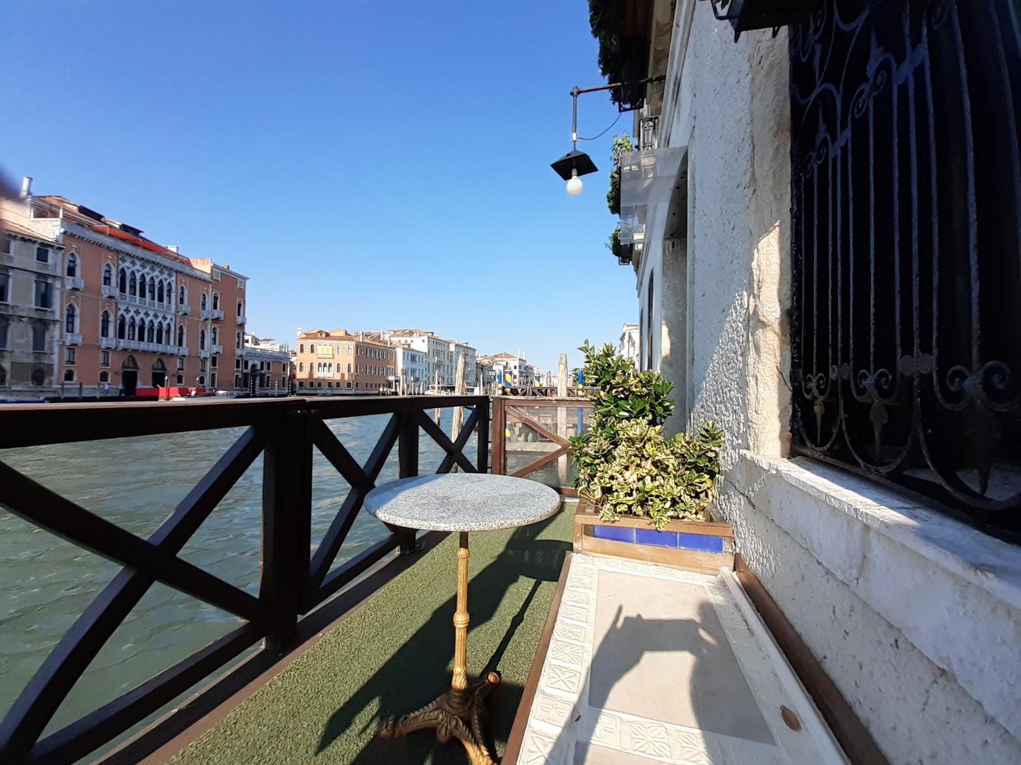 Honeymoon Suite On Grand Canal Venice Luaran gambar